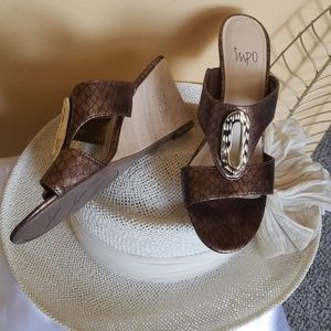 Impo snake print. copper color wedges sz 7.5